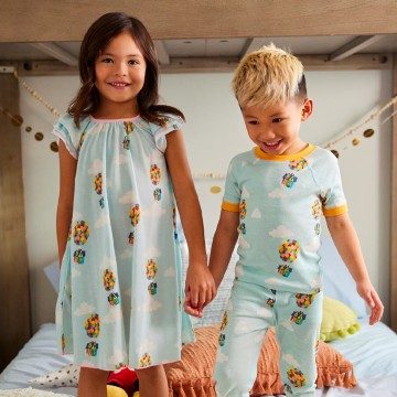 Background image of Kids’ Sleepwear