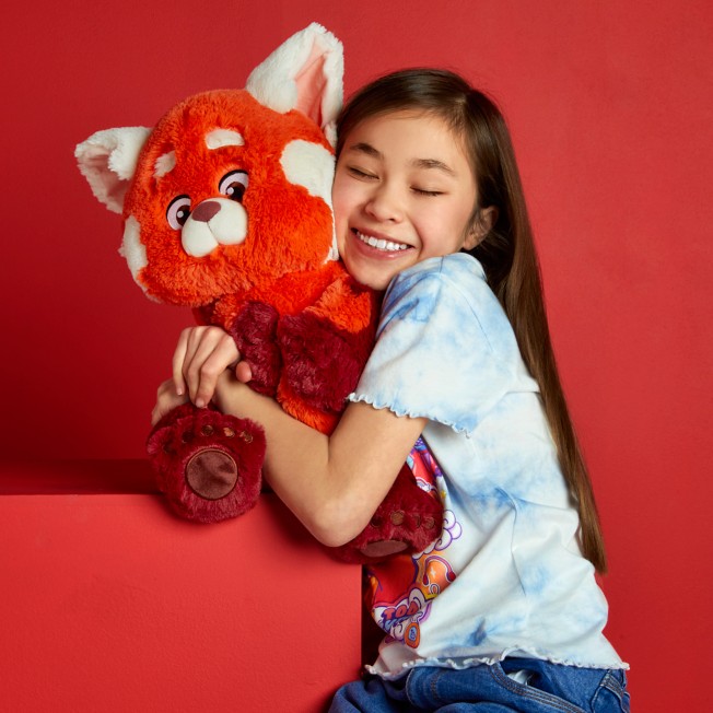 Just Play Disney and Pixar Turning Red Jumbo 16-inch Plush Red Panda Mei NEW