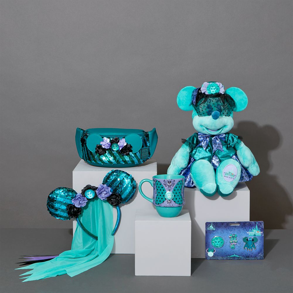 Minnie Mouse: The Main Attraction Plush – The Haunted Mansion – Limited Release
