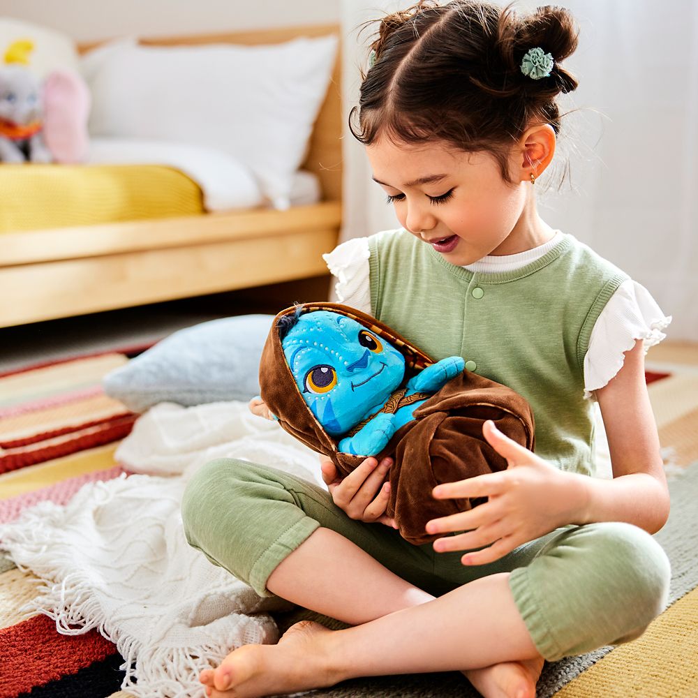 Na’vi Plush in Swaddle – Avatar: The Way of Water – Disney Babies – Small 10” has hit the shelves for purchase