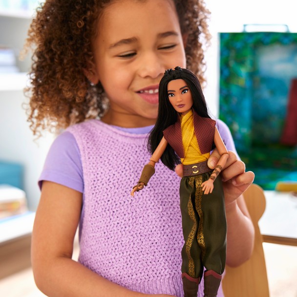 Raya Disney Story Doll – Raya and the Last Dragon – 11 1/2