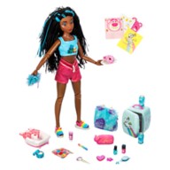  Disney Store Official ILY 4EVER Exclusive: Celebrate The  Festive Season with The Holiday Doll Gift Set : Toys & Games