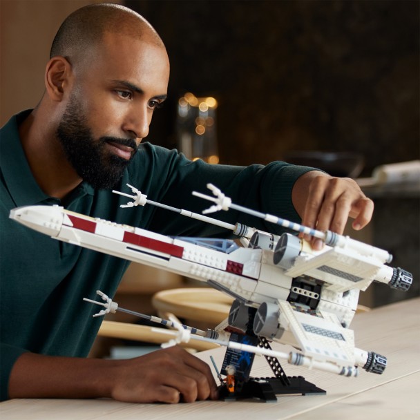 LEGO X-Wing – Star Wars – Ultimate Series – 75355 shopDisney