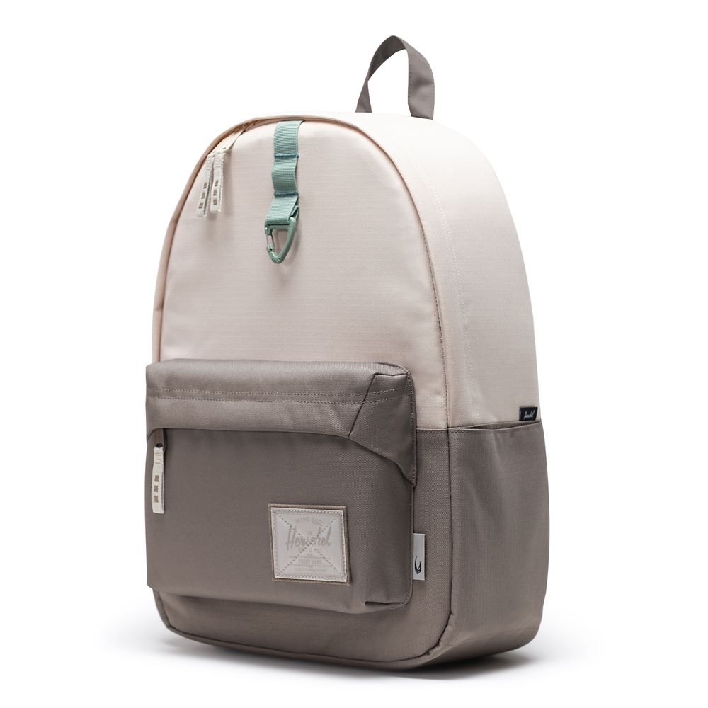 Star Wars: The Mandalorian Classic Backpack by Herschel now available ...