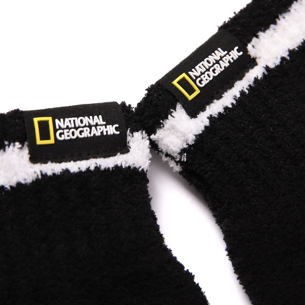 National Geographic Knit Gloves for Adults