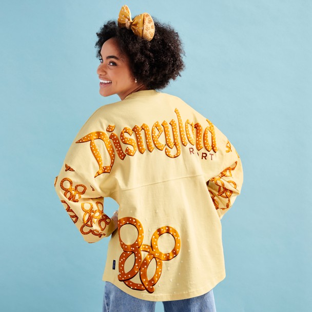 Mickey Mouse Pretzel Scented Spirit Jersey for Adults – Disneyland