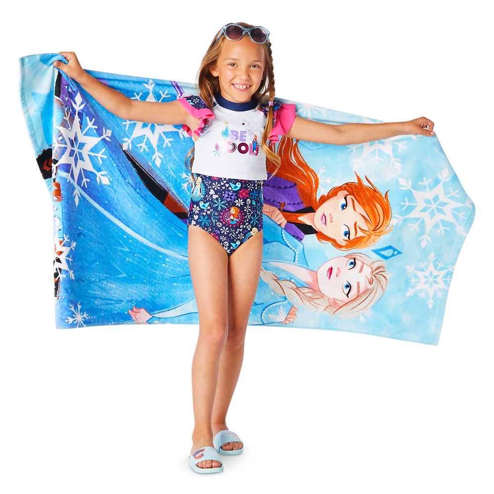 Anna and Elsa Beach Towel – Frozen 2 – Personalized