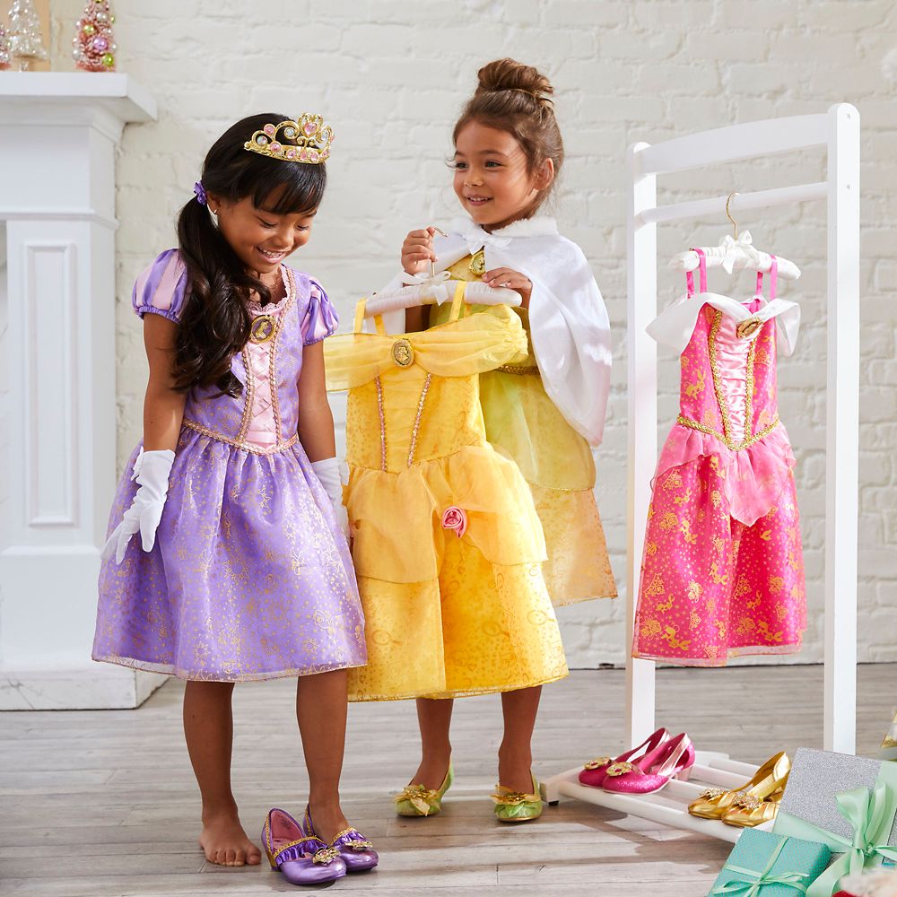 princess dress up wardrobe