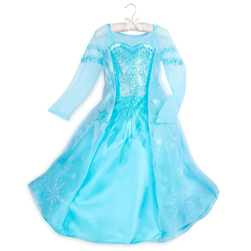 elsa dressing up outfit