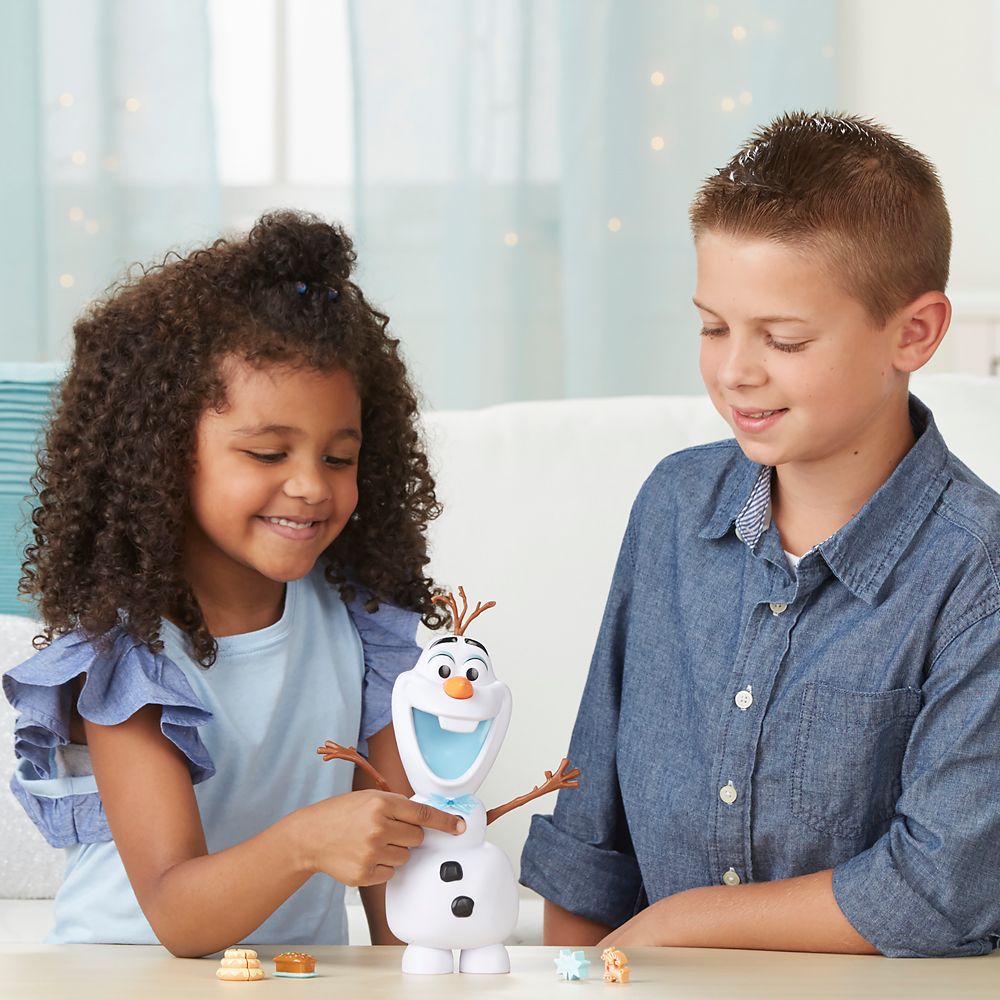 Olaf Snack-Time Surprise Figure &ndash; Olaf's Frozen Adventure