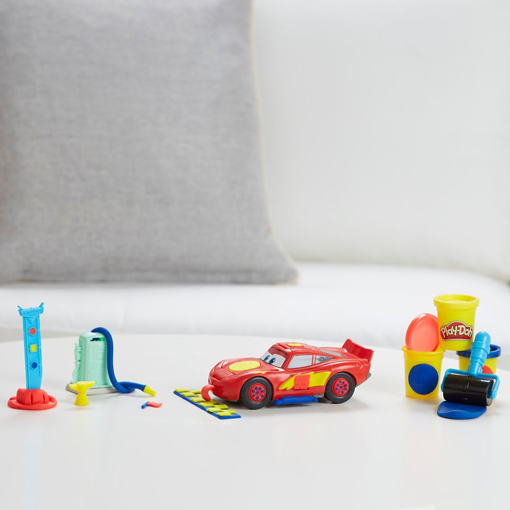 lightning mcqueen play set