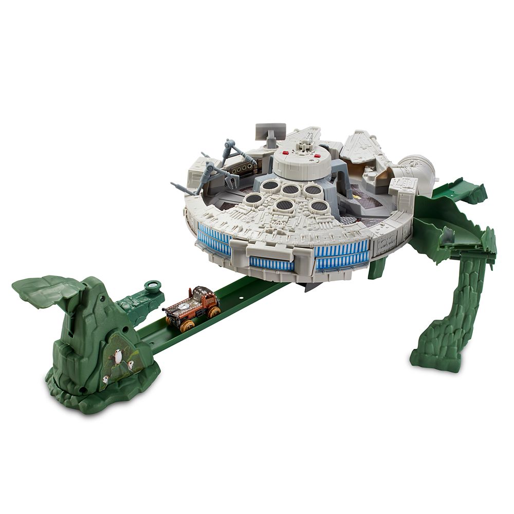 Hot wheels star cheap wars millennium falcon playset