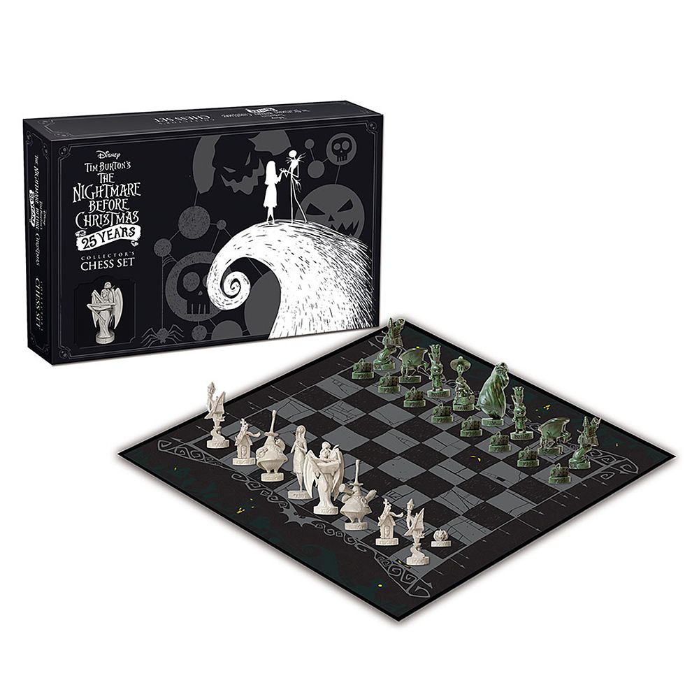 The Nightmare Before Christmas 25 Years Collector s Chess Set