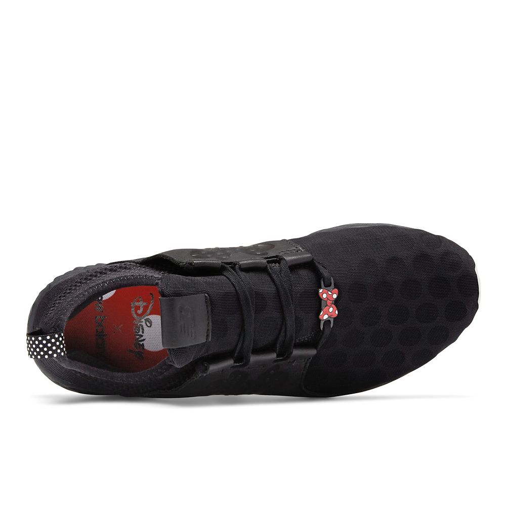 new balance minnie mouse tennis shoes