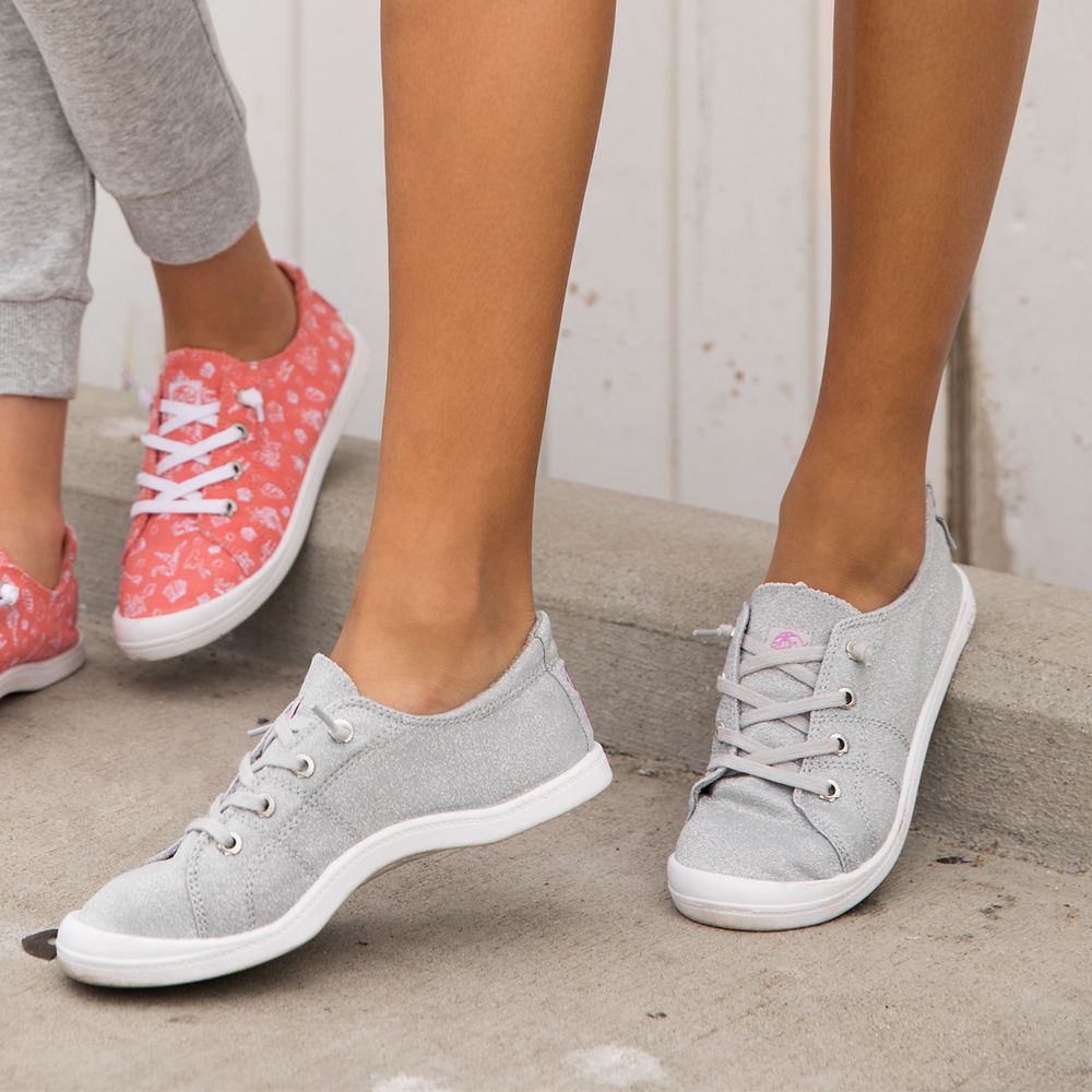 girls canvas trainers