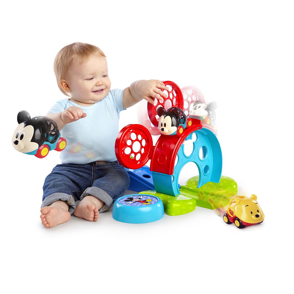 mickey and friends go grippers playset