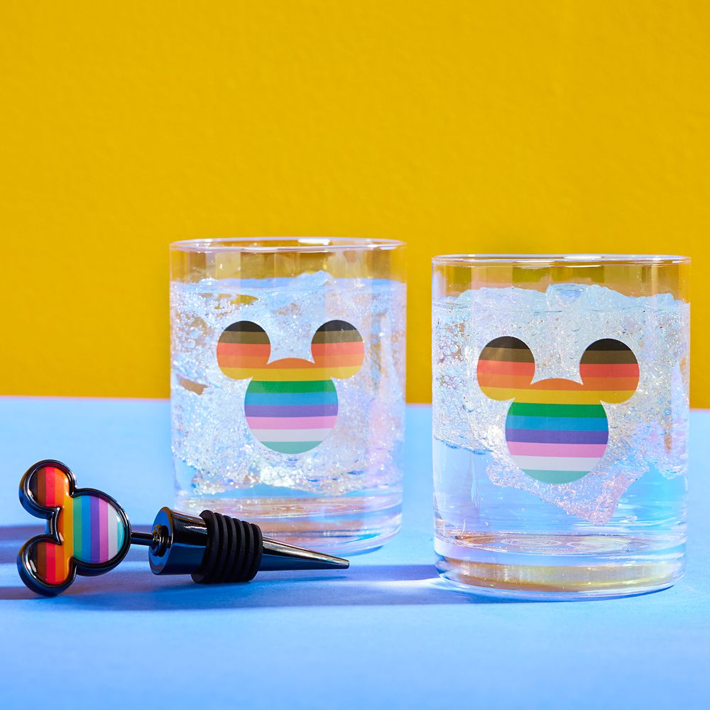Mickey Mouse Glass Set &ndash; Disney Pride Collection