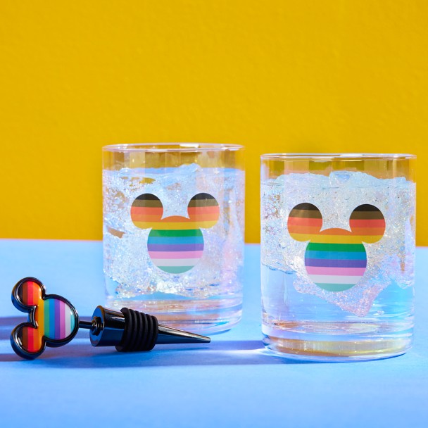 Mickey Mouse Glass Set – Disney Pride Collection
