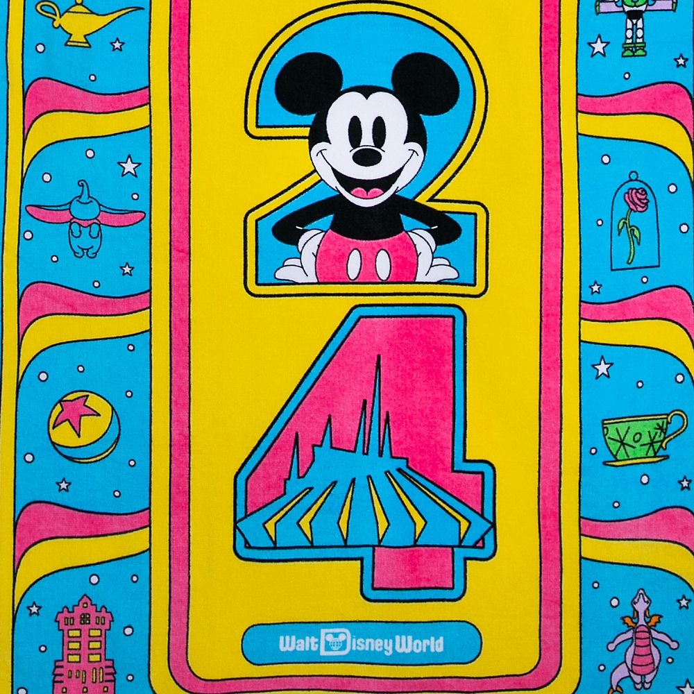 Mickey and Minnie Mouse Beach Towel – Walt Disney World 2024 – Large