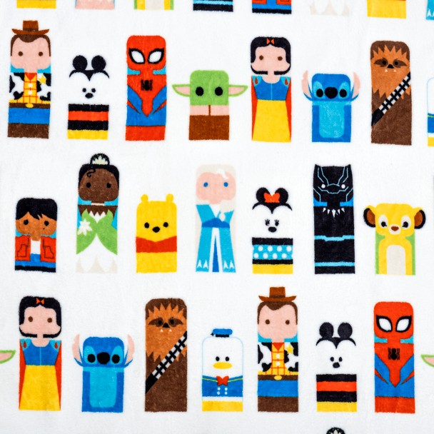 Disney100 Unified Characters Throw