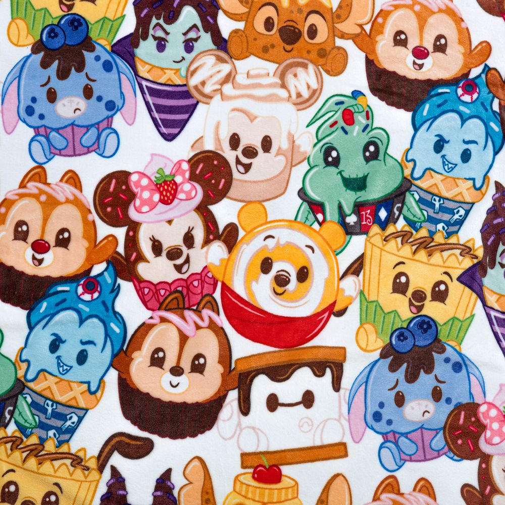 Pluto Peanut Butter Chocolate Swirl Cup Disney Munchlings Throw