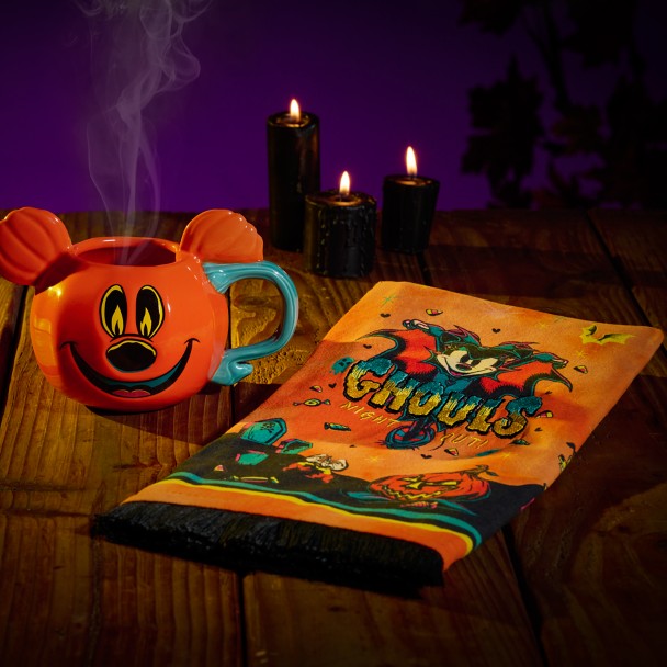 Disney's Mickey Mouse 2-Pack Happy Haunting Halloween Kitchen Towels by  Celebrate Together®