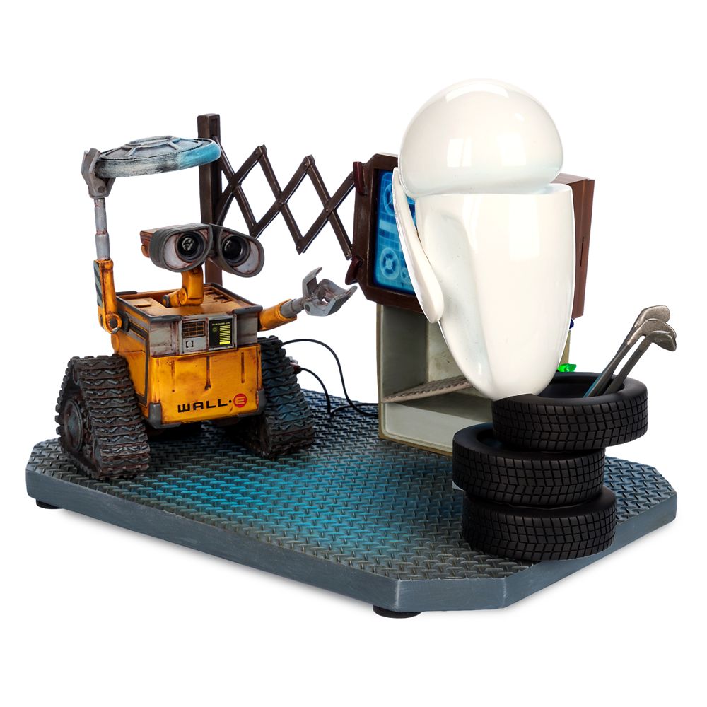 WALL&bull;E and E.V.E. Light-Up Figure