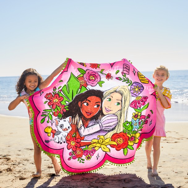 Disney Princess Deluxe Beach Towel