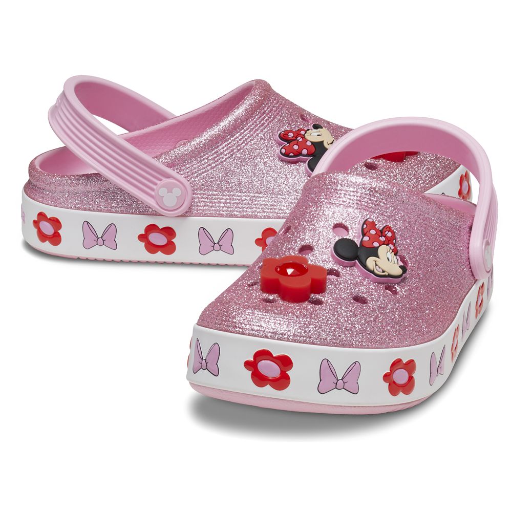 Minnie light hot sale up crocs