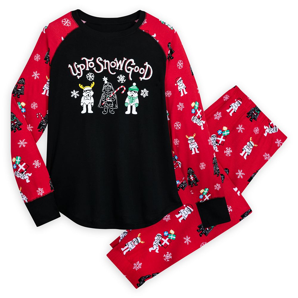 Star Wars ”Up to Snow Good” Sleep Set for Women by Munki Munki is available online for purchase