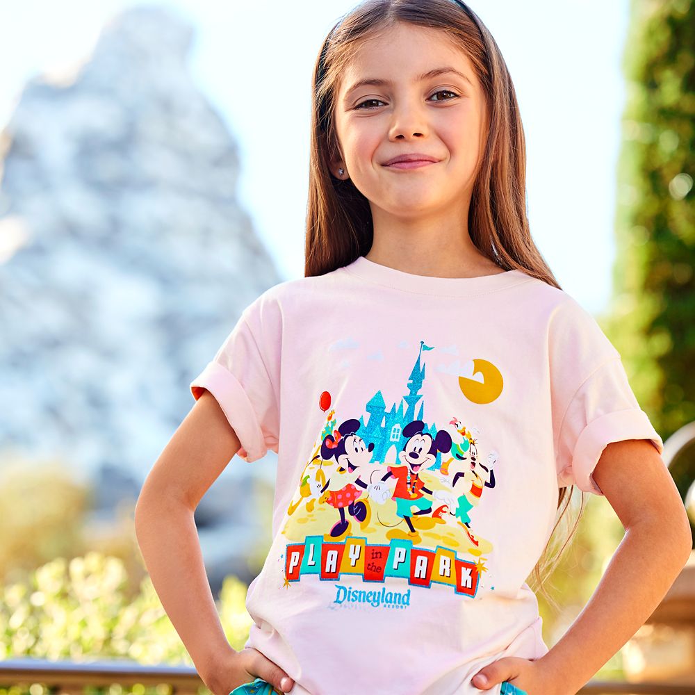 Mickey Mouse and Friends Play in the Park T-Shirt for Girls – Disneyland