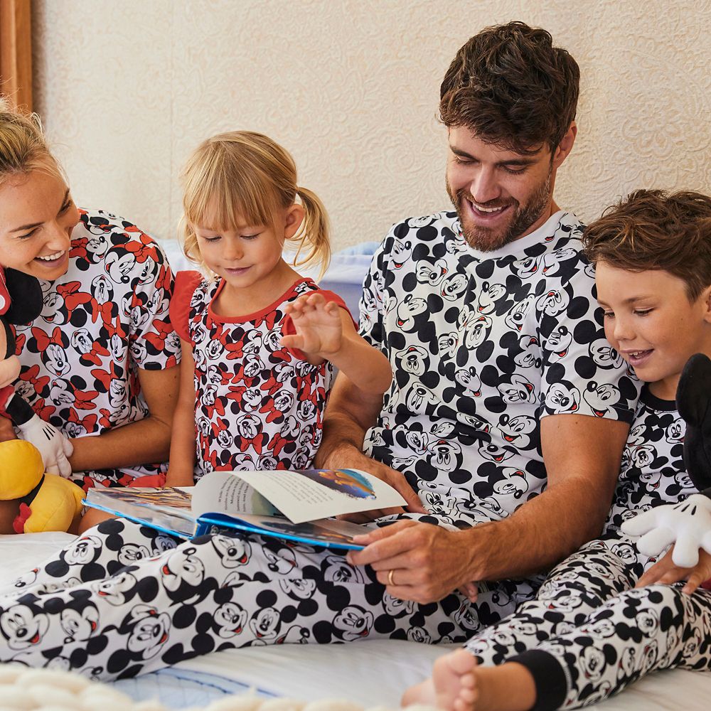 Mickey Mouse Sleep Set for Men