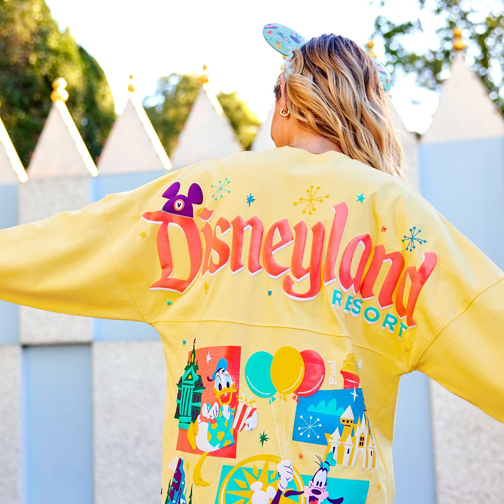 Donald Duck and Goofy Play in the Park Spirit Jersey for Adults – Disneyland
