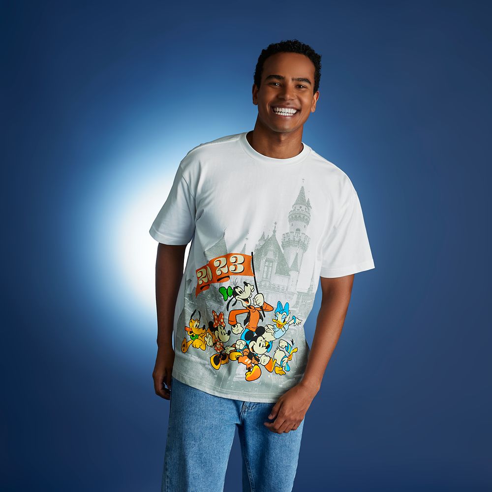 Mickey Mouse and Friends Parade T-Shirt for Adults &ndash; Disneyland 2023