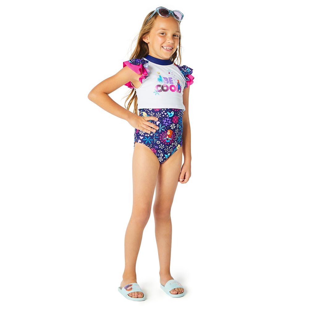 rash guard suit girl