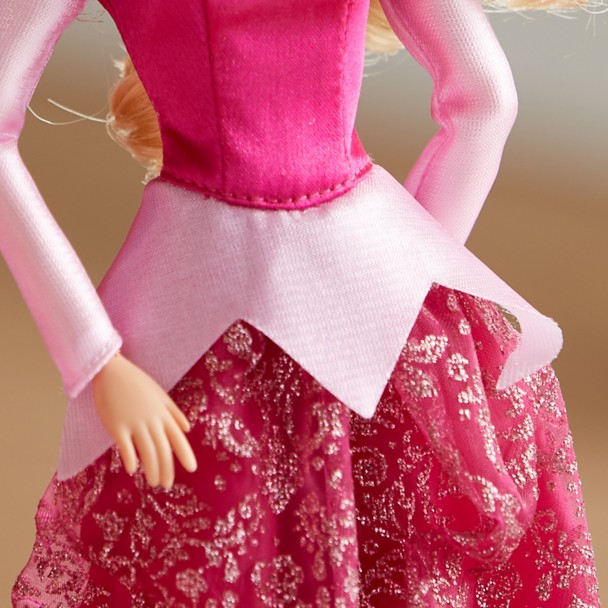 Doll classic Princess Aurora Disney Store