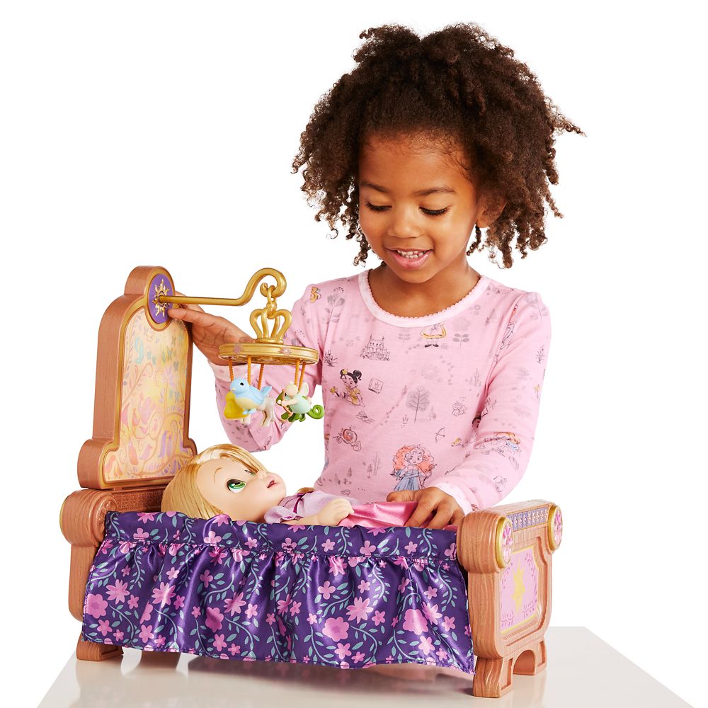 Disney Animators' Collection Rapunzel Crib Set