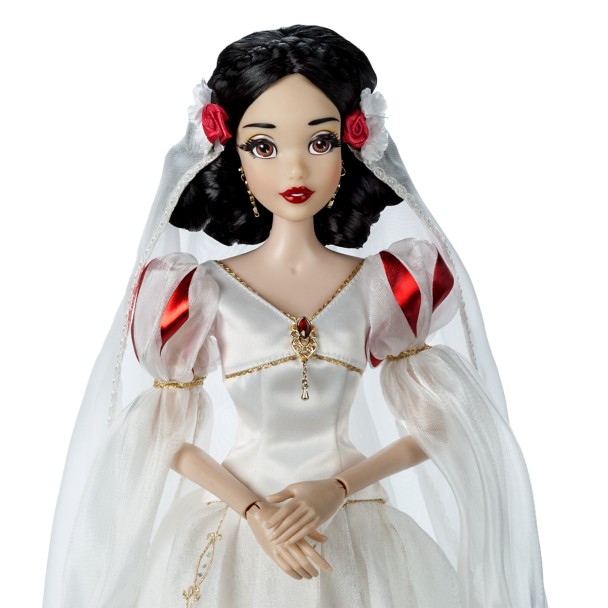 Snow White Limited Edition Doll – Snow White and the Seven Dwarfs 85th Anniversary – 17''