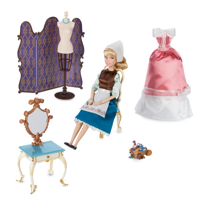 Cinderella Classic Doll with Vanity Play Set