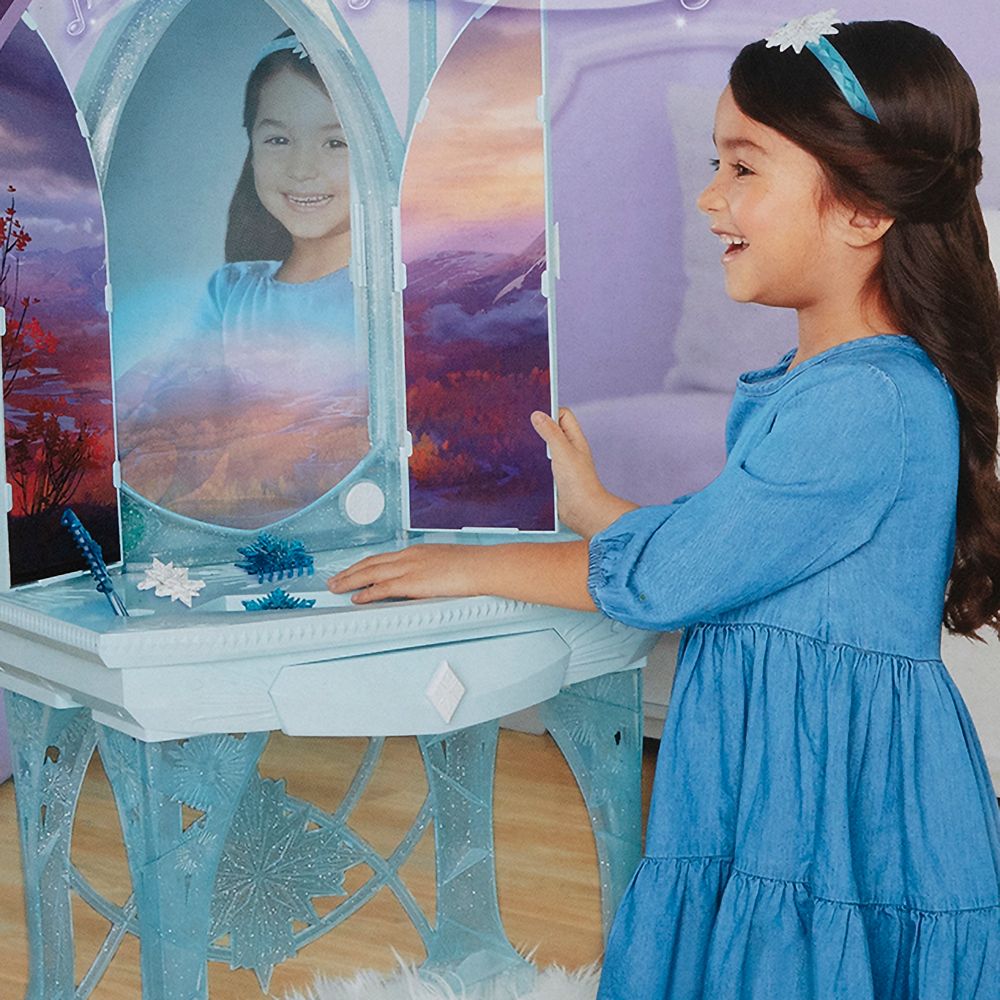 Elsa Enchanted Ice Vanity – Frozen 2