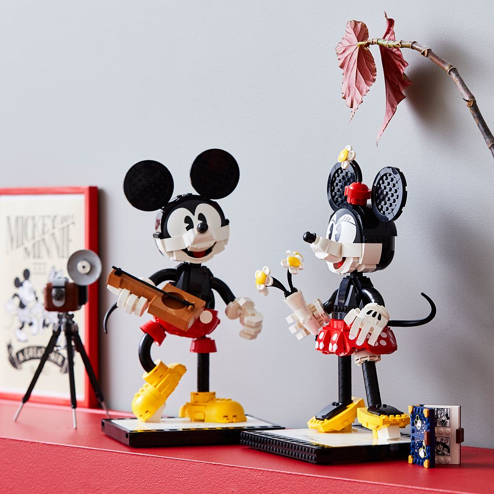 mickey and minnie figures