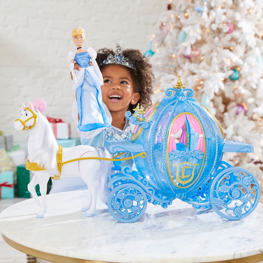 Cinderella and Carriage Deluxe Gift Play Set