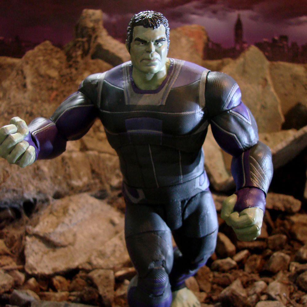 Hulk Collector Edition Action Figure – Marvel Select by Diamond – 9'' – Marvel's Avengers: Endgame