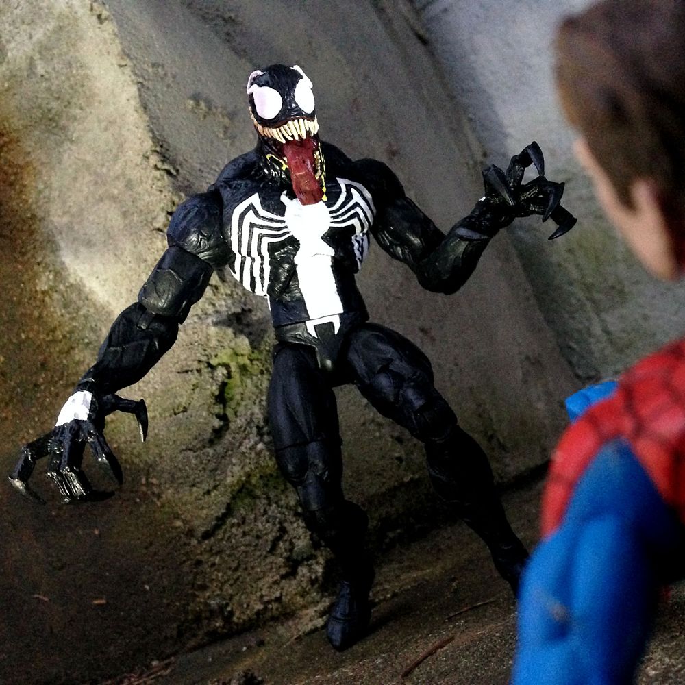 Venom Collector Edition Action Figure Marvel Select By Diamond 7 3 4 Shopdisney