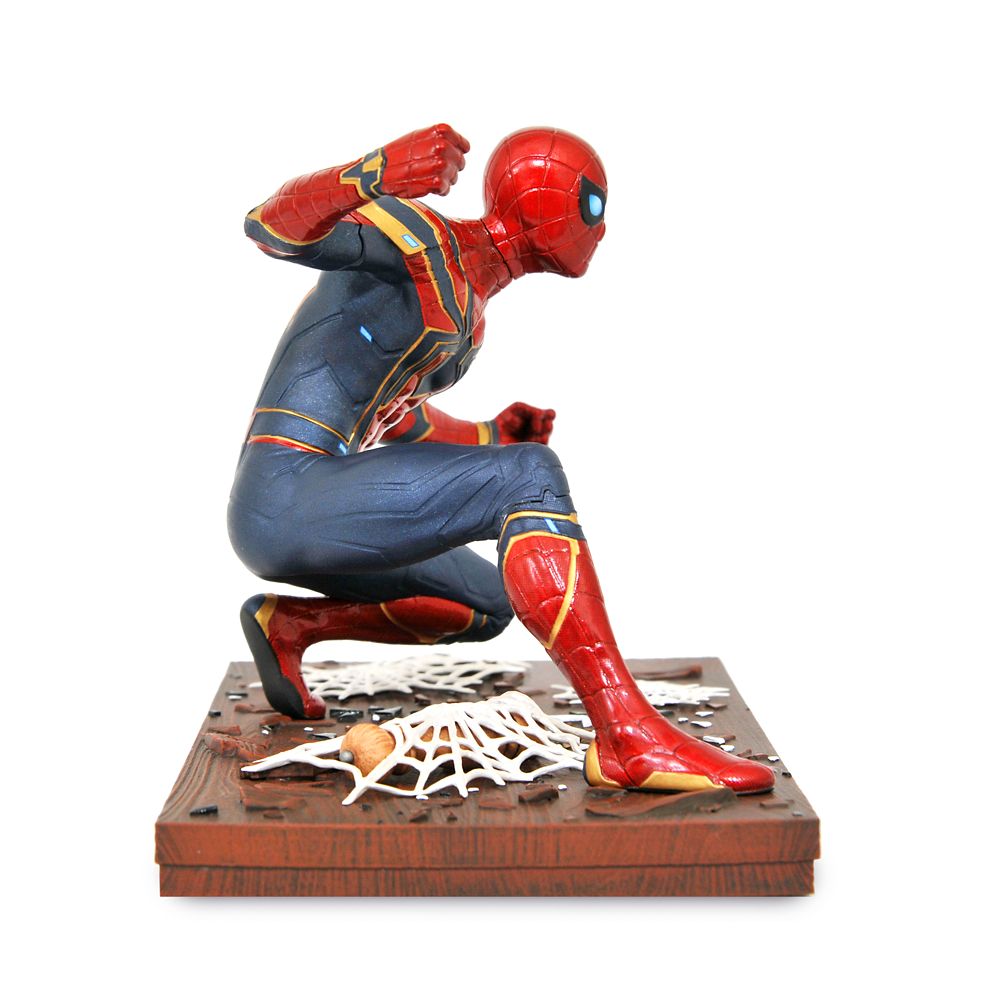 Spider-Man: Far From Home Marvel Gallery Diorama