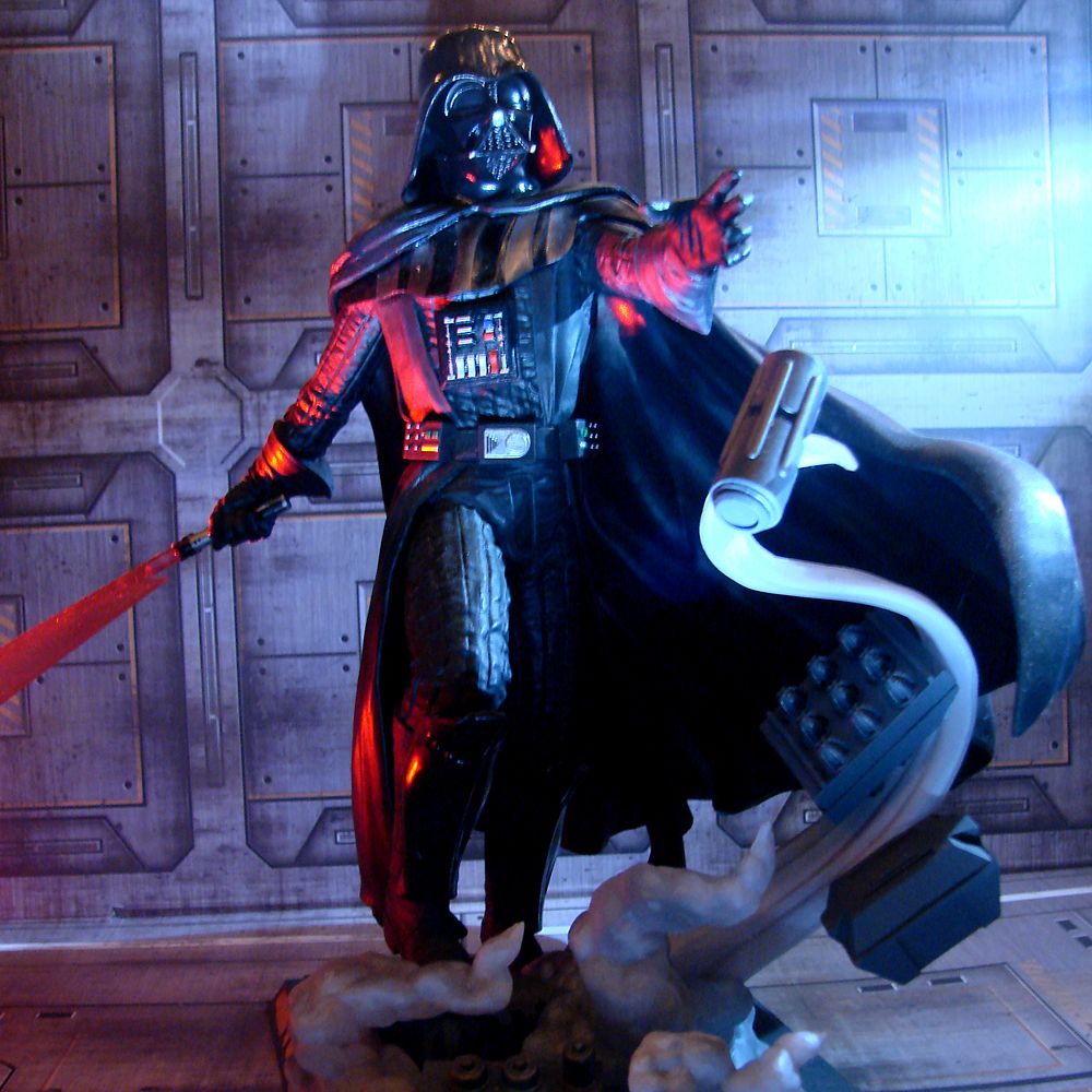 Darth Vader Diamond Gallery Diorama by Diamond – Star Wars