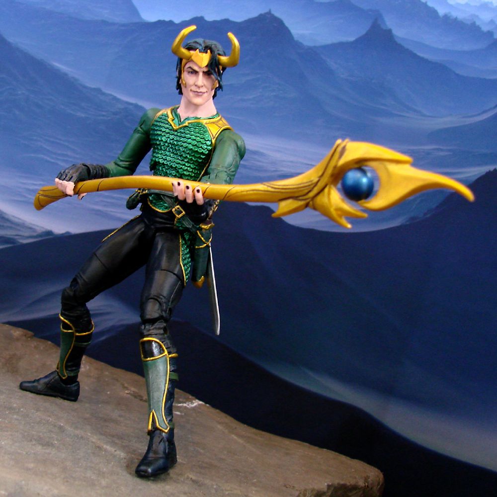 Loki Special Collector Edition Action Figure Set – Marvel Select by Diamond