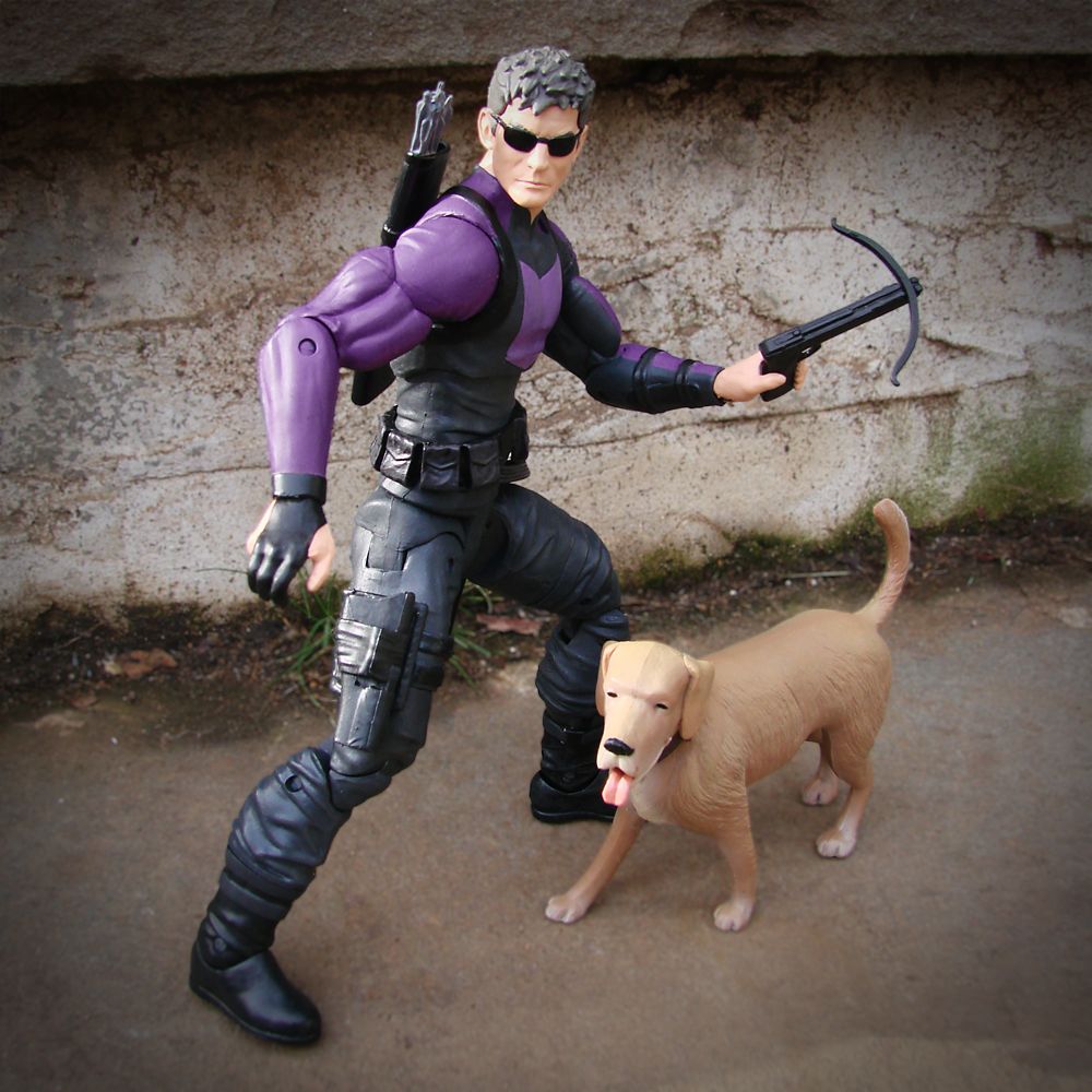 Hawkeye Special Collector Edition Action Figure Set – Marvel Select by Diamond