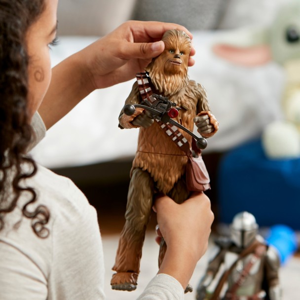Chewbacca Talking Action Figure – Star Wars