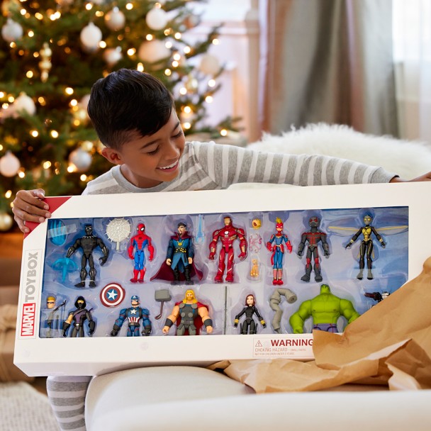 AVENGERS Gift Set Marvel Toybox MIB 13 Action Figures Disney Store
